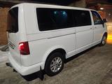 Volkswagen Caravelle 2015 года за 8 500 000 тг. в Рудный – фото 4