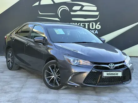 Toyota Camry 2016 года за 8 600 000 тг. в Атырау – фото 3