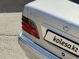 Mercedes-Benz E 320 2001 года за 5 450 000 тг. в Актау – фото 4
