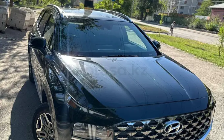 Hyundai Santa Fe 2022 годаүшін17 800 000 тг. в Алматы