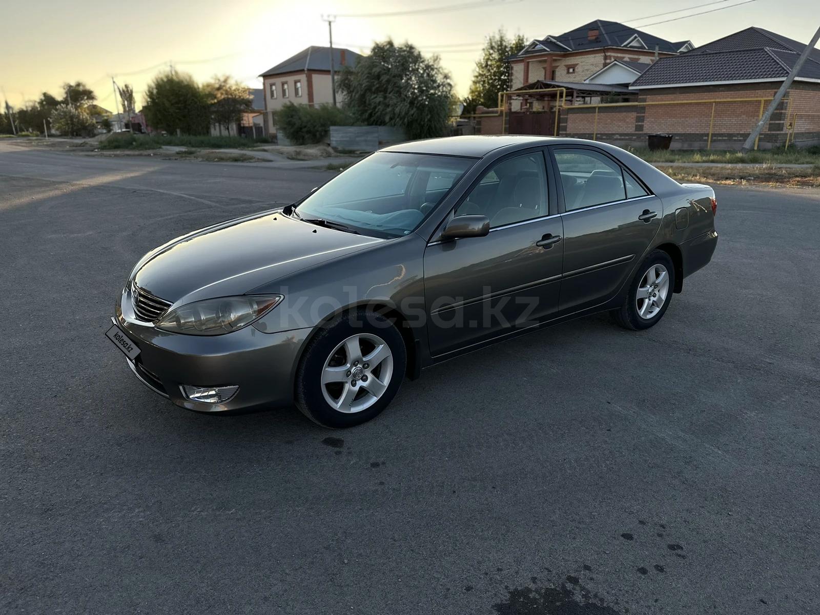 Toyota Camry 2005 г.