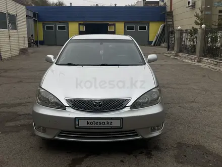 Toyota Camry 2005 года за 5 500 000 тг. в Балхаш – фото 9