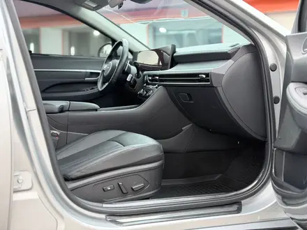 Hyundai Sonata 2023 года за 13 700 000 тг. в Алматы – фото 21
