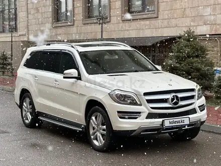 Mercedes-Benz GL 400 2014 года за 21 200 000 тг. в Шымкент – фото 2