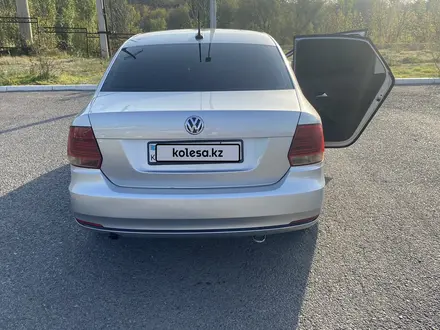 Volkswagen Polo 2018 года за 6 500 000 тг. в Шымкент – фото 4
