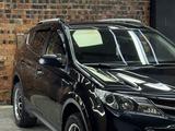 Toyota RAV4 2015 года за 9 800 000 тг. в Астана – фото 4