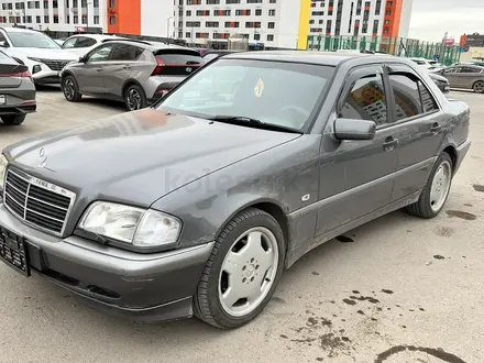 Mercedes-Benz C 240 1998 года за 2 800 000 тг. в Астана