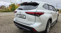 Toyota Highlander 2023 года за 26 500 000 тг. в Уральск – фото 5