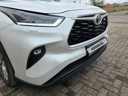 Toyota Highlander 2023 года за 26 500 000 тг. в Уральск – фото 6