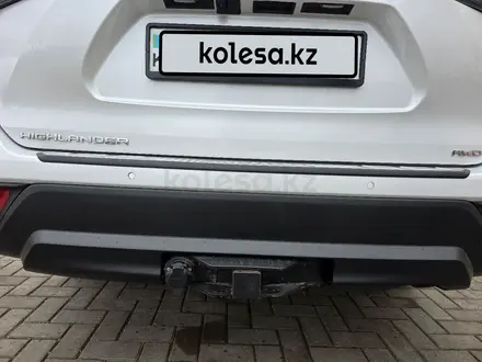 Toyota Highlander 2023 года за 26 500 000 тг. в Уральск – фото 7