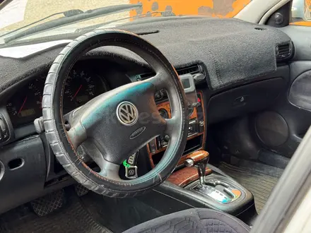 Volkswagen Passat 1998 года за 1 600 000 тг. в Кокшетау – фото 5