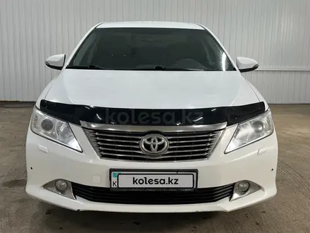 Toyota Camry 2013 года за 6 220 300 тг. в Астана – фото 2