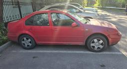Volkswagen Jetta 2001 года за 1 700 000 тг. в Астана – фото 2