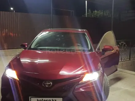 Toyota Camry 2018 года за 12 500 000 тг. в Алматы – фото 4