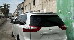 Toyota Sienna 2017 года за 17 000 000 тг. в Жетысай – фото 3