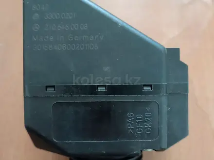 W210 w202 w208 замок зажигания с блокиратором и ключ рыбка за 25 000 тг. в Алматы – фото 4