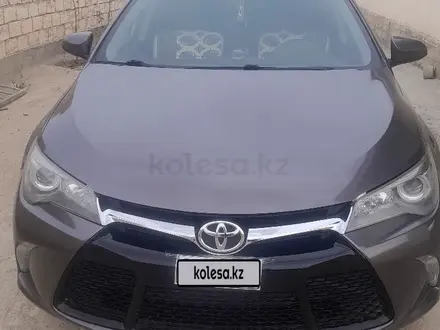 Toyota Camry 2017 года за 6 300 000 тг. в Актау – фото 3