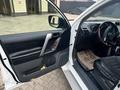 Toyota Land Cruiser Prado 2012 года за 14 500 000 тг. в Атырау – фото 14