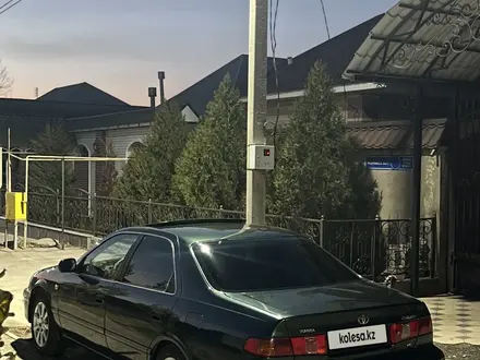 Toyota Camry 2000 года за 4 700 000 тг. в Шымкент – фото 3