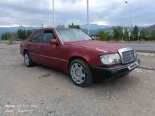 Mercedes-Benz E-Class, 1990