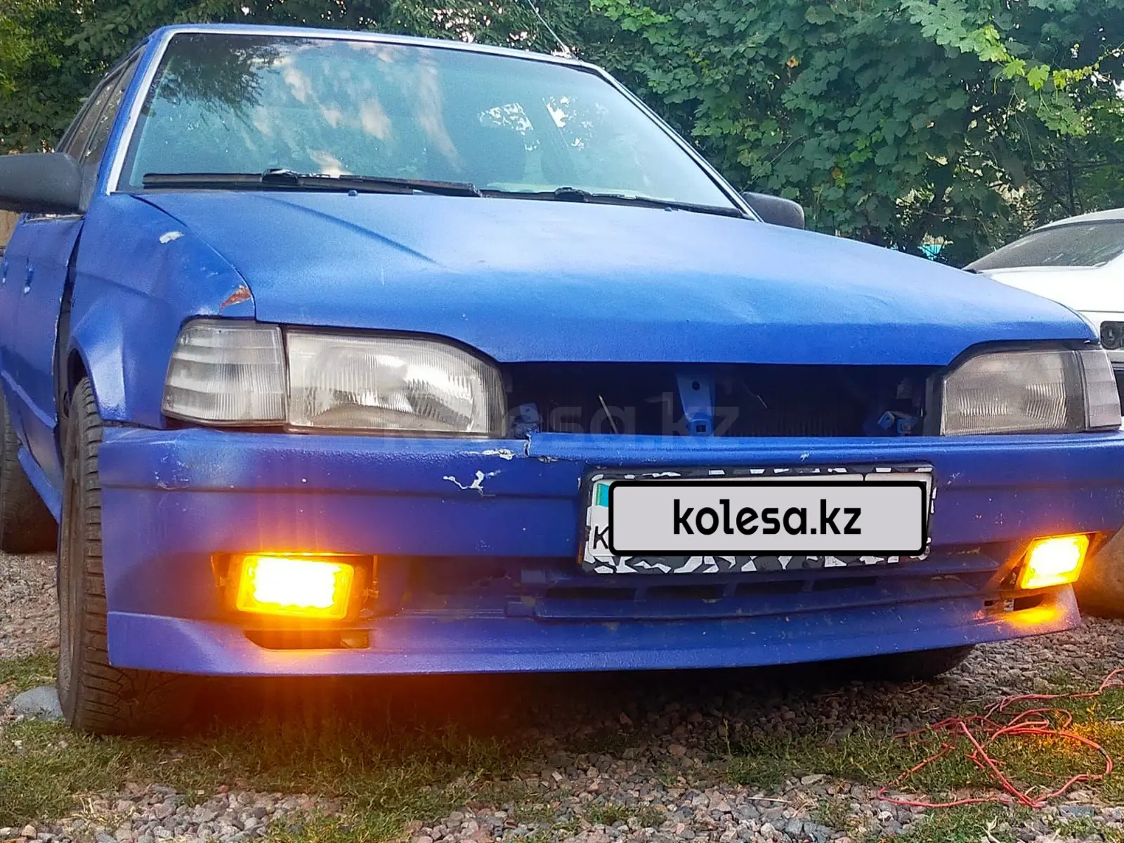 Mazda 323, 1987