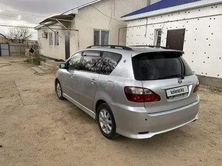 Toyota Ipsum 2003 года за 5 000 000 тг. в Атырау – фото 3