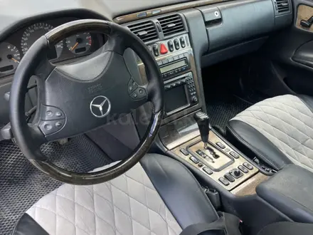 Mercedes-Benz E 500 2000 года за 5 000 000 тг. в Актау – фото 8