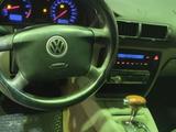 Volkswagen Passat 1997 года за 1 800 000 тг. в Атырау – фото 5