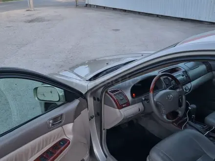 Toyota Camry 2005 года за 4 800 000 тг. в Усть-Каменогорск – фото 28