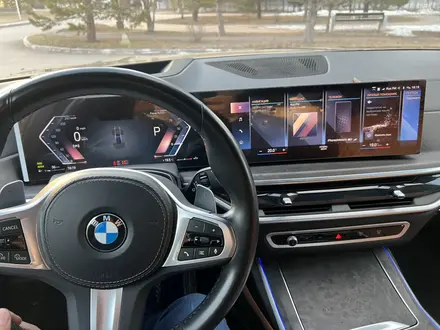 BMW X7 2023 года за 60 000 000 тг. в Астана – фото 11