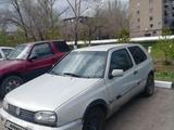 Volkswagen Golf 1993 года за 550 000 тг. в Караганда – фото 2