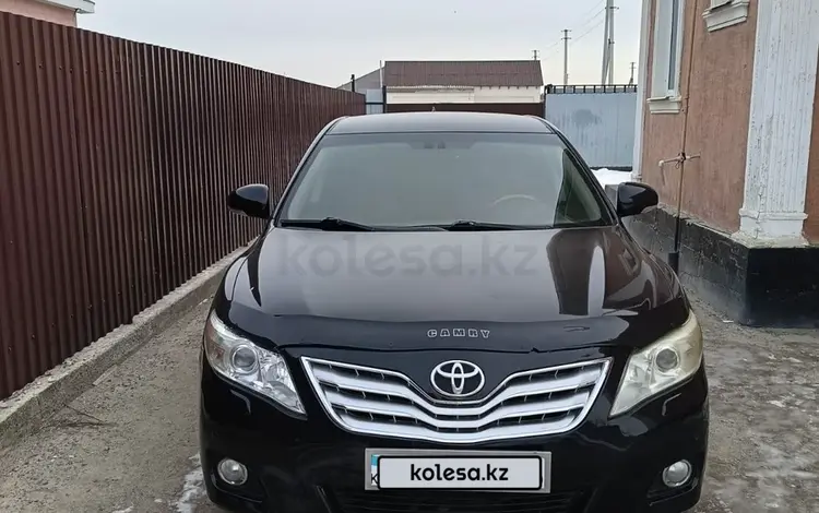 Toyota Camry 2010 года за 5 490 000 тг. в Атырау