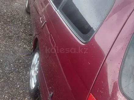 Toyota Carina E 1997 года за 2 700 000 тг. в Усть-Каменогорск – фото 5