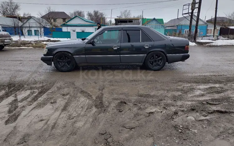 Mercedes-Benz E 300 1993 года за 1 100 000 тг. в Уральск