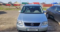 Volkswagen Touran 2008 годаүшін3 700 000 тг. в Уральск