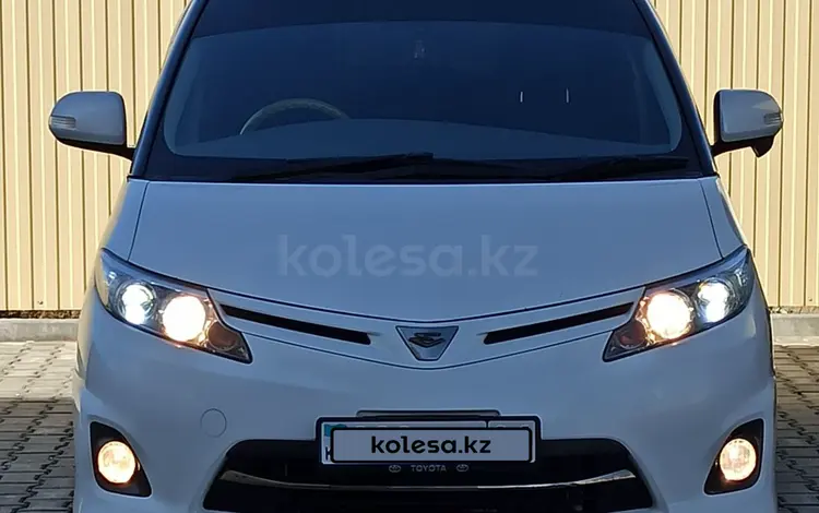Toyota Estima 2012 года за 6 700 000 тг. в Атырау