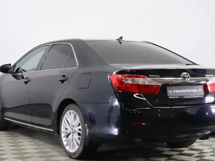 Toyota Camry 2014 года за 8 950 000 тг. в Астана – фото 6