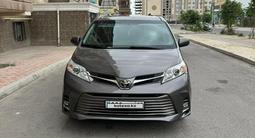 Toyota Sienna 2017 года за 13 200 000 тг. в Тараз