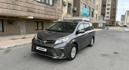 Toyota Sienna 2017 года за 13 200 000 тг. в Тараз – фото 2