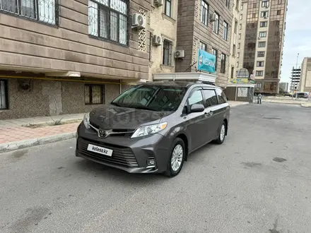 Toyota Sienna 2017 года за 13 200 000 тг. в Тараз – фото 2