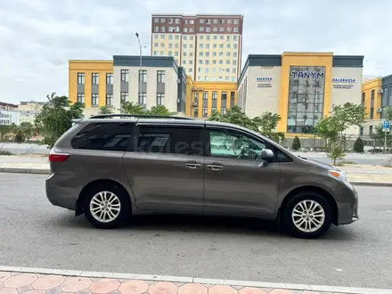 Toyota Sienna 2017 года за 13 200 000 тг. в Тараз – фото 6