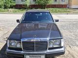 Mercedes-Benz E 200 1992 годаүшін1 250 000 тг. в Караганда