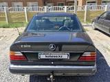 Mercedes-Benz E 200 1992 годаүшін1 250 000 тг. в Караганда – фото 3