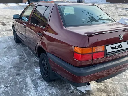 Volkswagen Vento 1993 года за 1 000 000 тг. в Усть-Каменогорск – фото 4