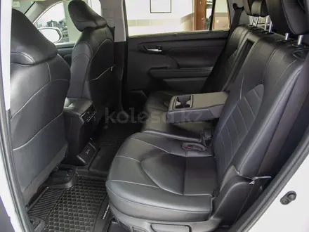 Toyota Highlander 2023 года за 22 500 000 тг. в Алматы – фото 11