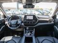 Toyota Highlander 2023 года за 22 500 000 тг. в Алматы – фото 12