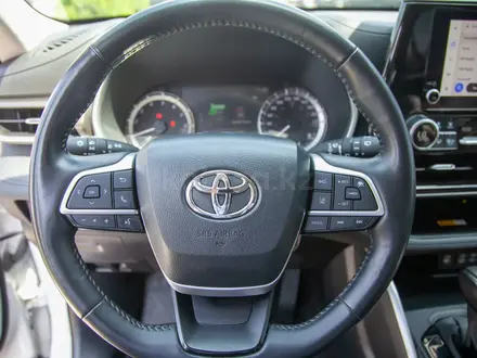 Toyota Highlander 2023 года за 22 500 000 тг. в Алматы – фото 13