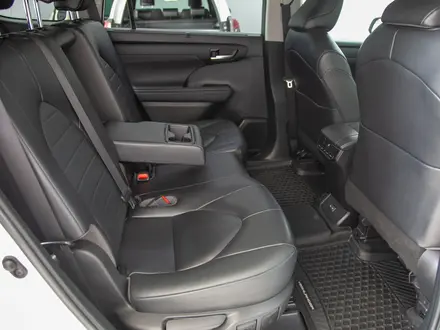Toyota Highlander 2023 года за 22 500 000 тг. в Алматы – фото 16