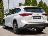Toyota Highlander 2023 года за 22 500 000 тг. в Алматы – фото 4
