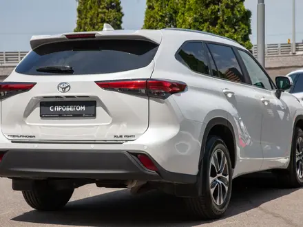 Toyota Highlander 2023 года за 22 500 000 тг. в Алматы – фото 7
